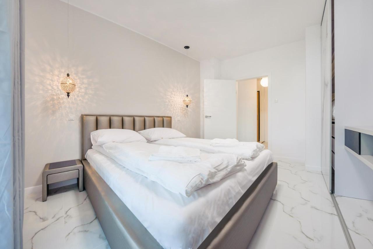 גדנסק Luxury Long Island Suite מראה חיצוני תמונה