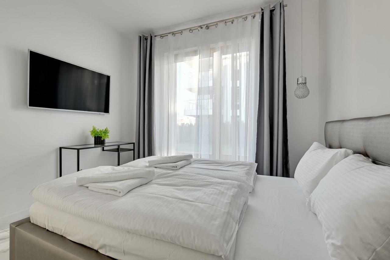 גדנסק Luxury Long Island Suite מראה חיצוני תמונה