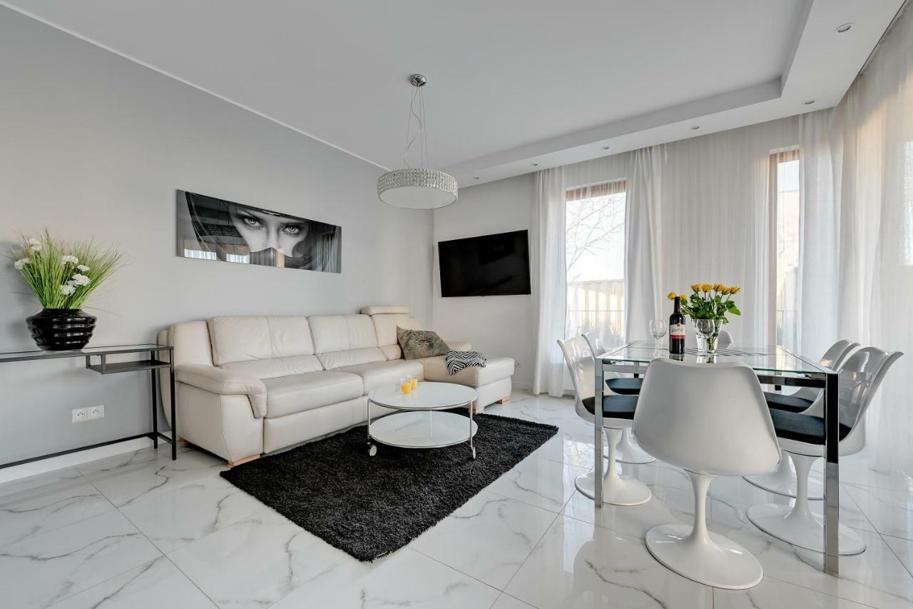 גדנסק Luxury Long Island Suite מראה חיצוני תמונה