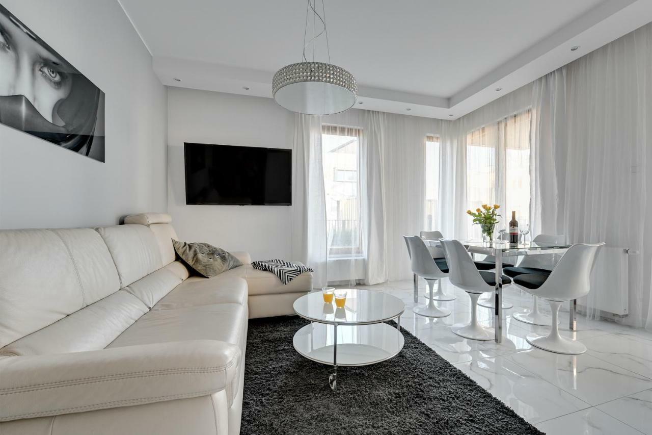 גדנסק Luxury Long Island Suite מראה חיצוני תמונה